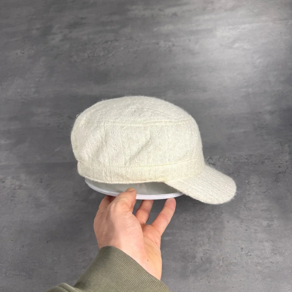 Vintage‎ Newsboy Cap Women WhiteIvory Knit Wooden Button Baker Boy Cadet Hat